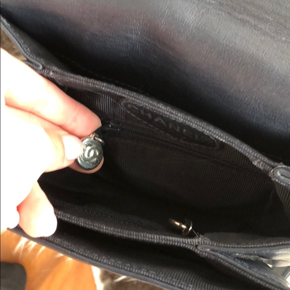 Chanel navy blue lambskin backpack - Picture 13 of 16